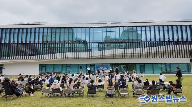 파주 문산도서관 개관 기념 ‘튠에이드가 들려주는 아카펠라’ 성황리에 종료