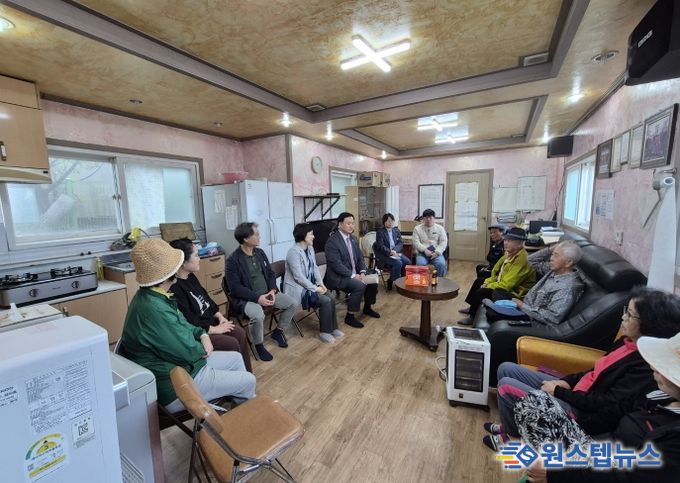 고준호 도의원 조례로 미등록경로당도 경기도 경로당 환경개선 공모사업 자격 부여, 공모 앞두고 파주 조리·광탄 현장 방문