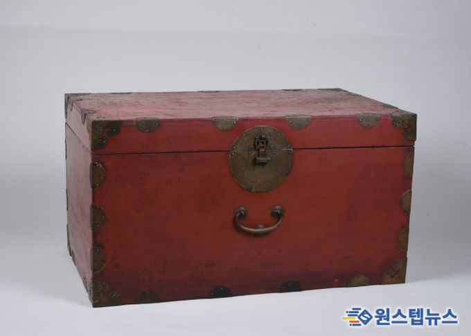 주칠쌍함 보존처리 후