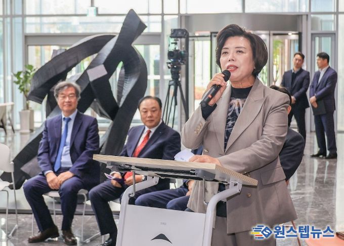 신계용 과천시장, 지정타에 문 연 ‘펜타원 인큐베이팅센터’·복합문화공간 ‘오각’에 축하와 기대 전해