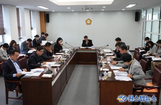 11월 5일 정례간담회 개최