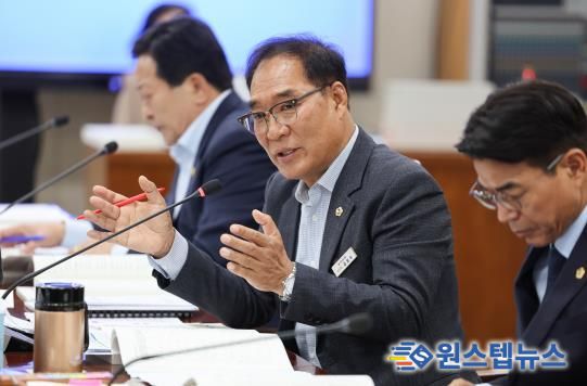 김회식 도의원, 어민이 체감할 수 있는 해양수산 정책 마련 촉구 사진