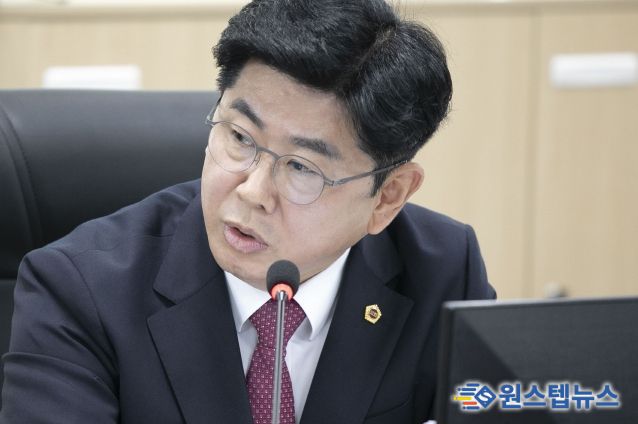 경기도의회 미래과학협력위원회 소속 윤충식 의원(국민의힘, 포천1)