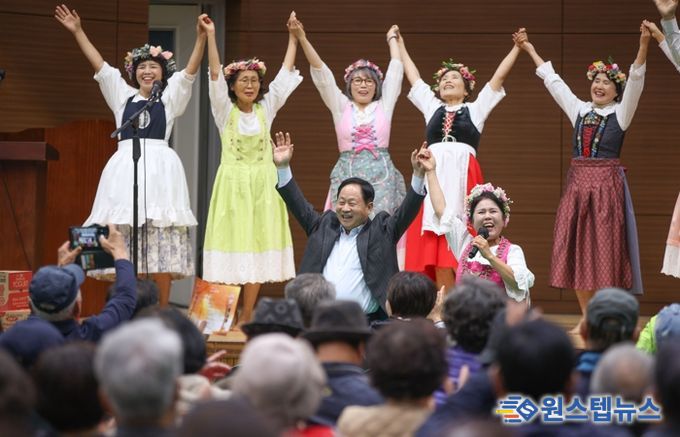 주광덕 남양주시장, ‘퇴계원힐스테이트 건강걷기대회 & 힐링음악회’에 참석해 주민들과 소통 이어가