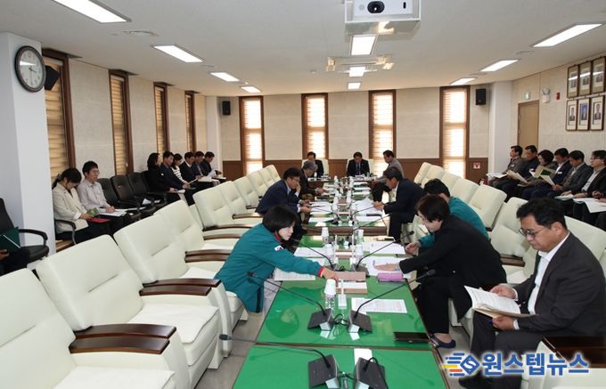 안동시의회, 2025년 제6차 의원 간담회 개최