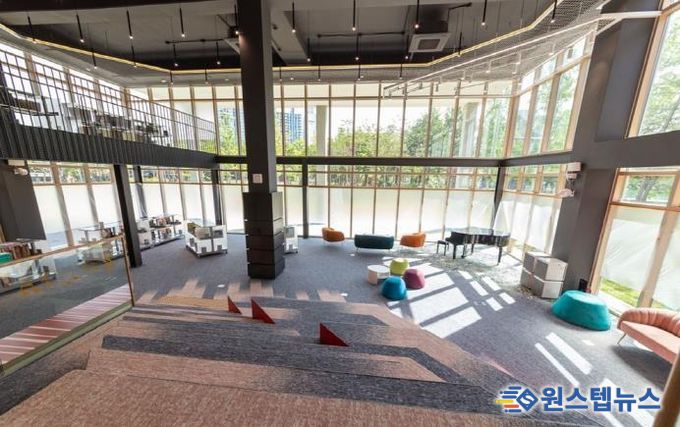 의정부음악도서관 1층 오픈스테이지