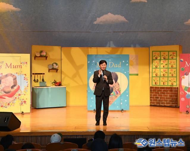 조용익 부천시장이 환영사를 전하고 있다.