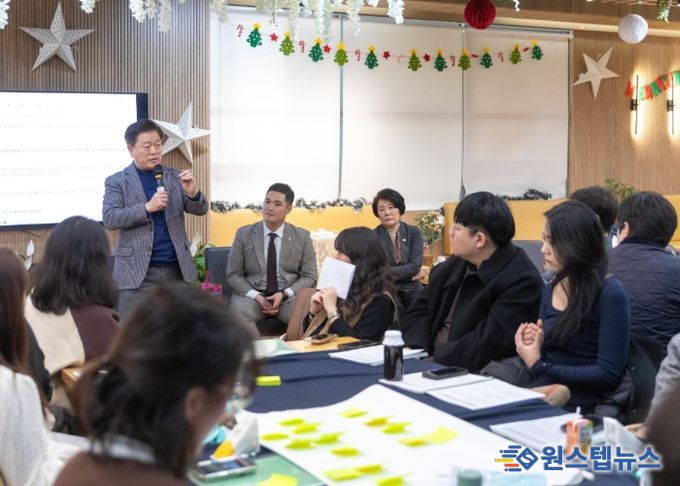 박승원 광명시장이 지난 6일 청년동에서 열린 '청년대회 G.Y.F 2025'에 참석해 인사말을 하고 있다.