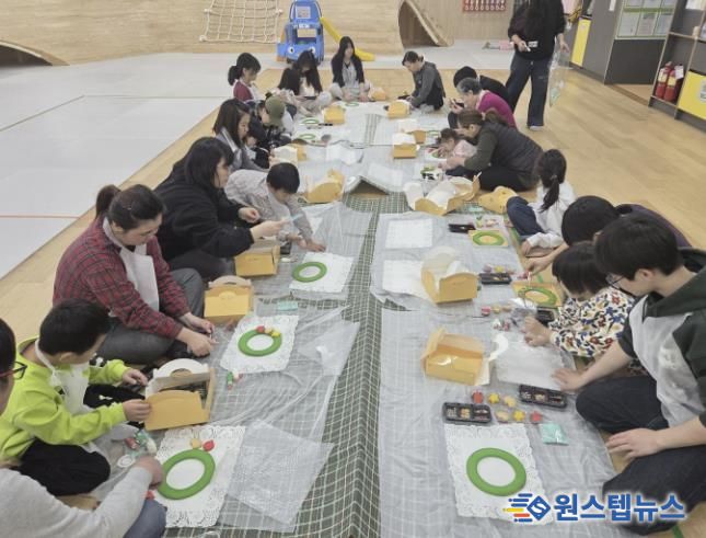 시흥시 드림스타트, '겨울 통·통 놀이터' 성료…50가족 함께한 연말 가족 소통 프로그램