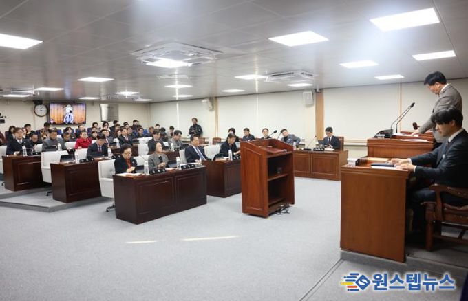 영주시의회, 제297회 제2차 정례회,제2차 본회의 개의