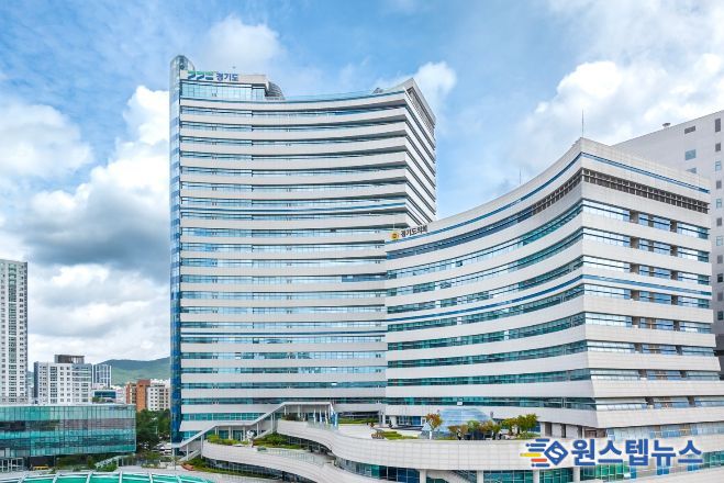 경기도가 민선 8기 3년 차 대표 정책을 뽑기 위해 오는 15일부터 온라인 투표를 진행한다.