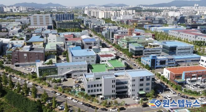 수원델타플렉스 전경