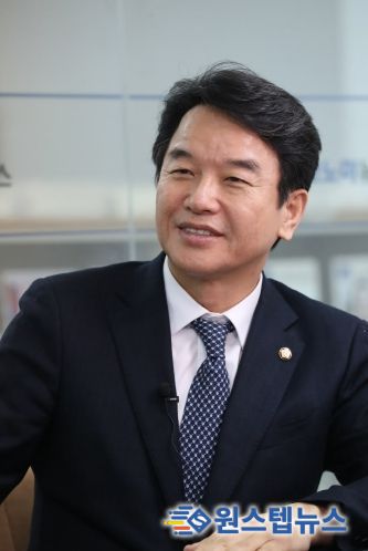 더불어민주당 문진석 국회의원(충남 천안시갑, 재선)