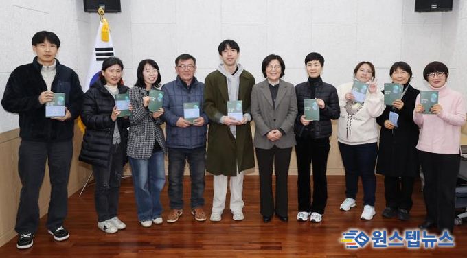 안성시 박두진문학관, '생각하는 즐거움' 출판기념회 개최