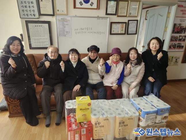 시흥시 정왕4동, 설맞이 16곳 경로당 위문 방문