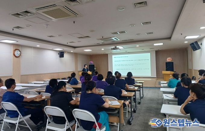 감염시설 감염관리 현장 교육 사진