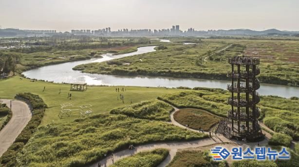 시흥도시공사, 갯골생태공원 ‘주차 무인 정산기’ 다국어 안내 기능 전면 도입