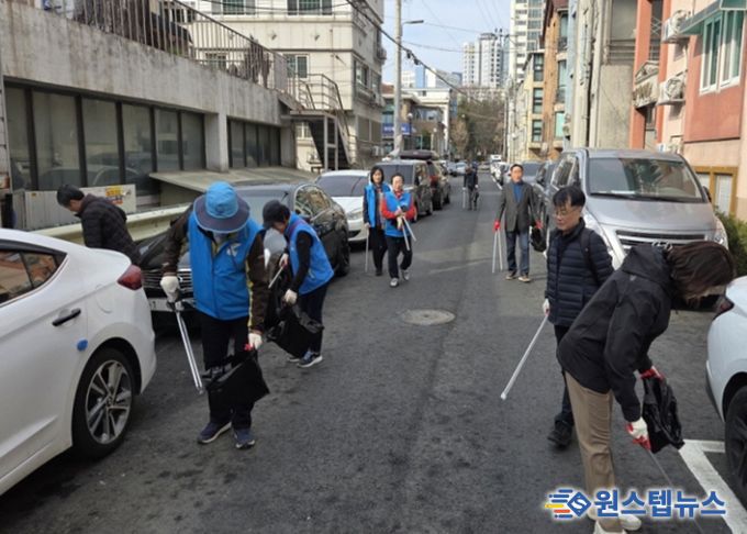 고양시 성사2동 주민자치회, ‘깨끗한 마을 만들기 위한 환경 정화활동’ 실시