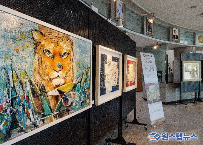 움직이는 미술관 박상희 작가 전시 모습